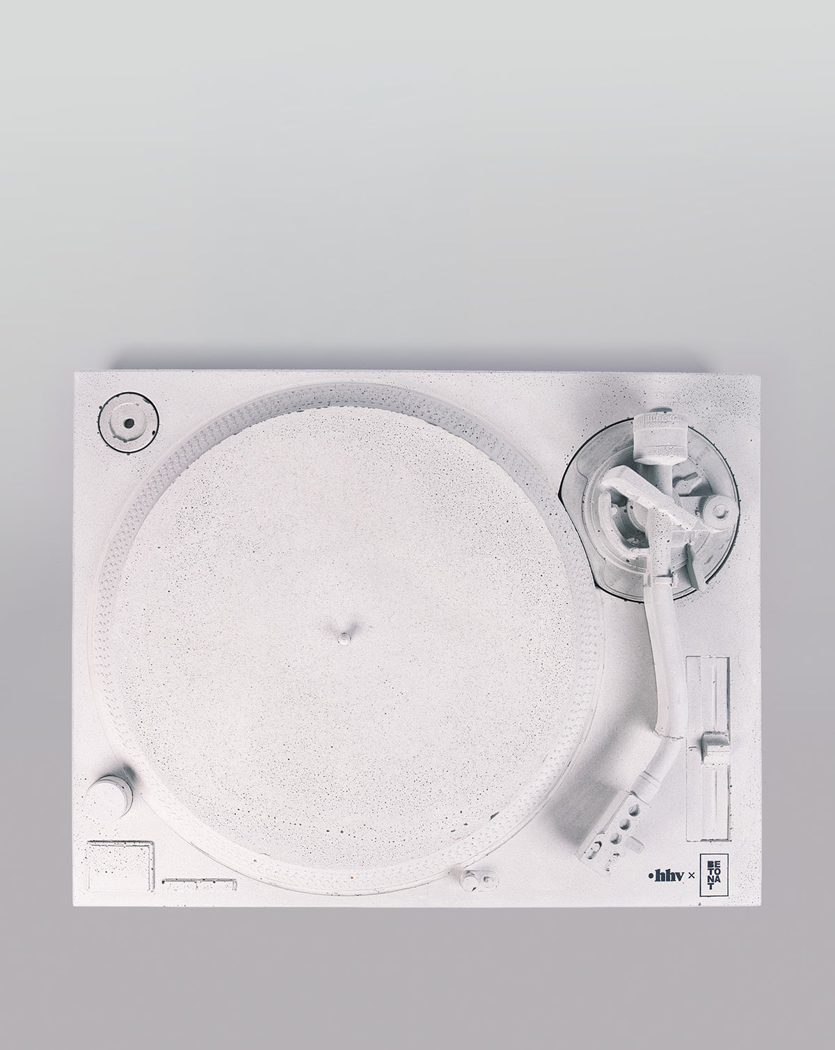 HHV × BETONAT Concrete Turntable