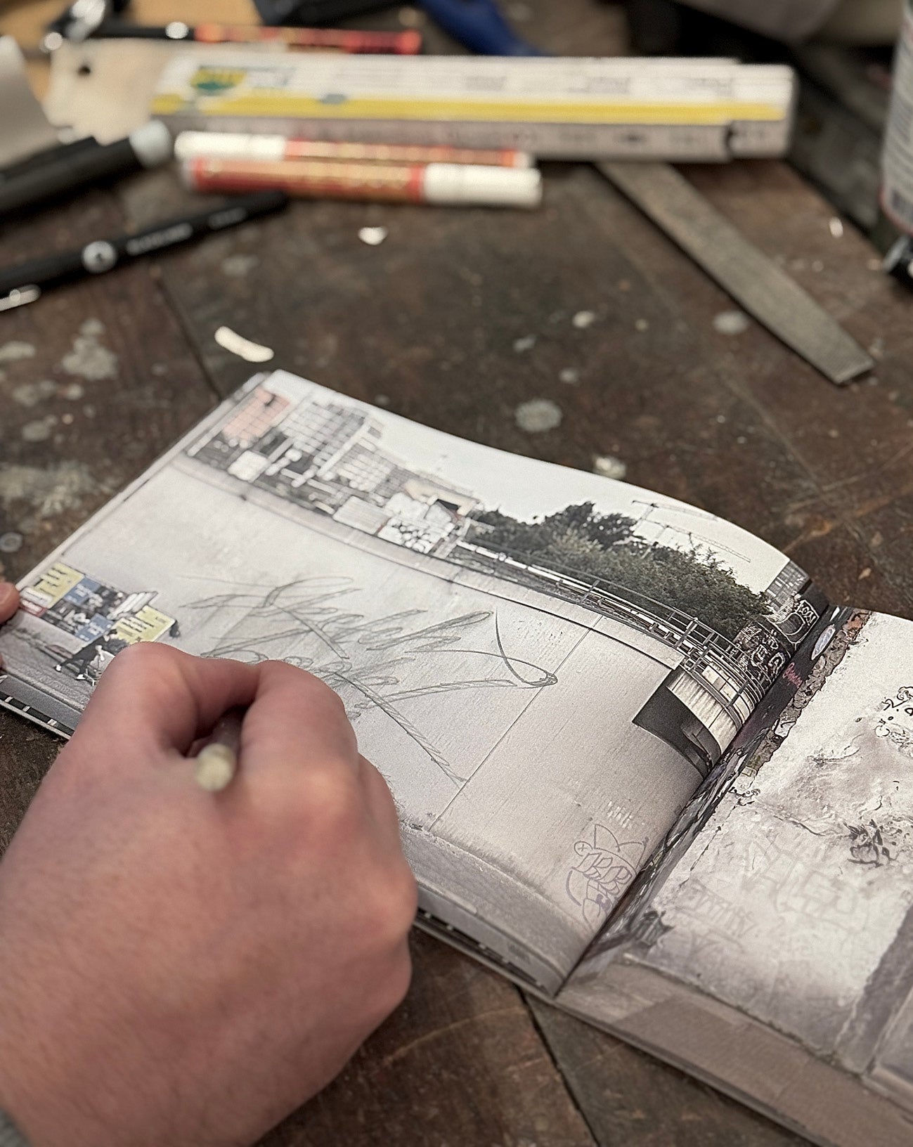 Concrete Canvas Sketchbook – Berlin Edition