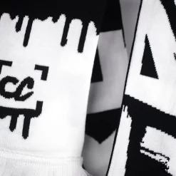 betonat-berlin-concrete-couture-scarf-graffiti