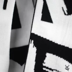 betonat-berlin-concrete-couture-scarf-graffiti