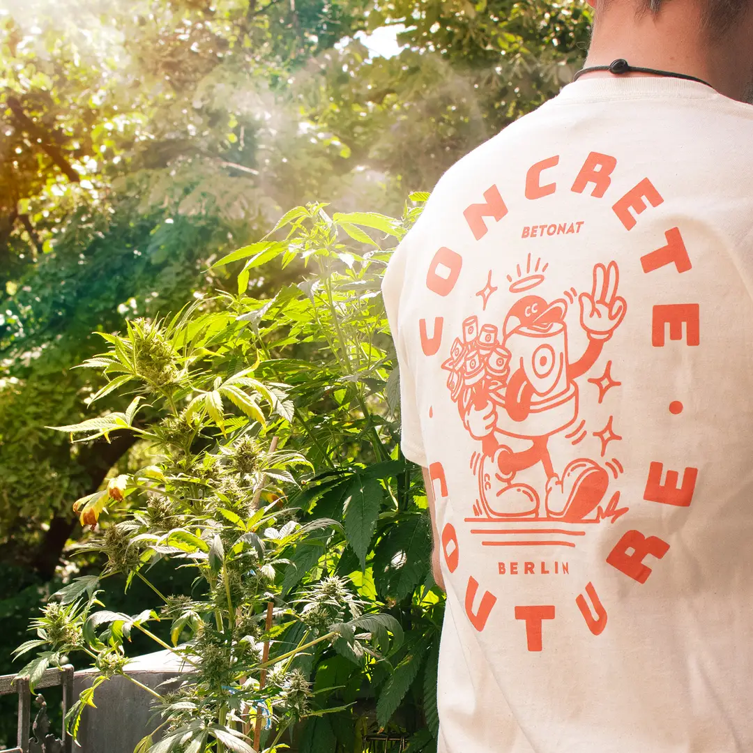 betonat berlin concrete couture cap flower tshirt